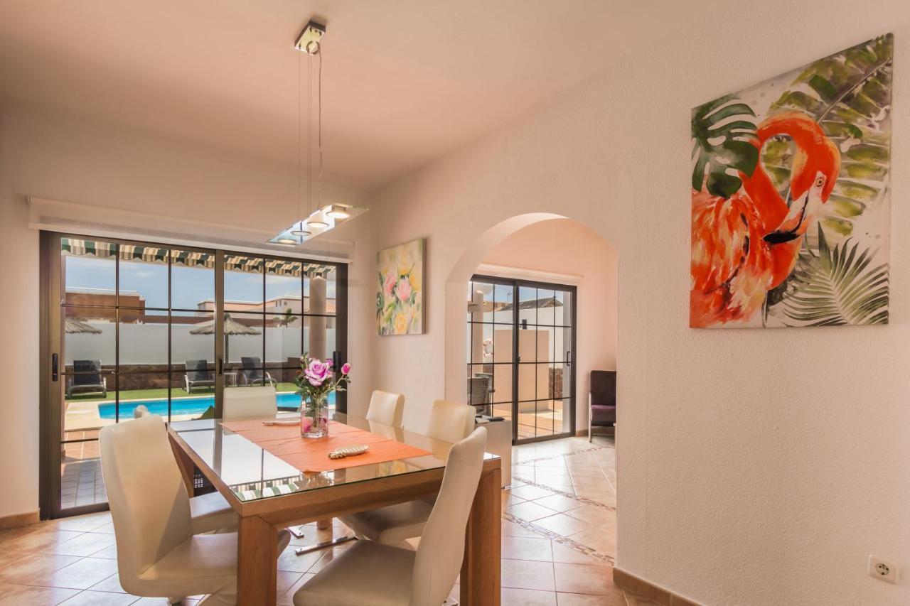 Villa With Private Pool, Near Beach And Golf Caleta De Fuste- Villa Charlotte Costa De Antigua Exterior foto